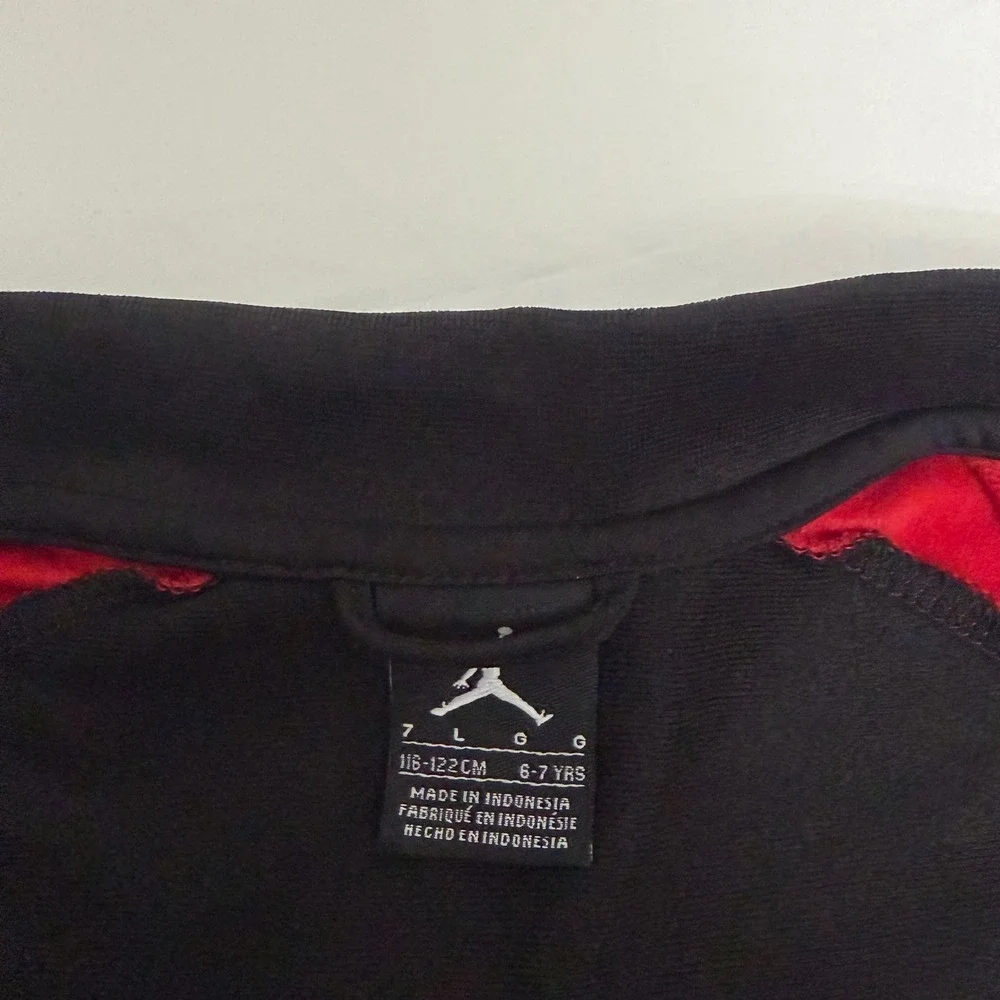 Jordan Kids Black Red Full Zip‎ Jumpman Track Jacket Size 7 Gorpcore Athletic